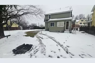 20 Ottawa St, Agawam, MA 01001 - Photo 27