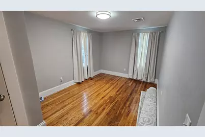 20 Ottawa St, Agawam, MA 01001 - Photo 17