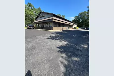 227R Maple St #RT Rear, Middleton, MA 01949 - Photo 3