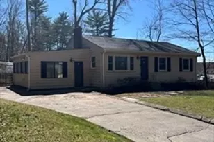 1 Berry St, Plainville, MA 02762 - Photo 1