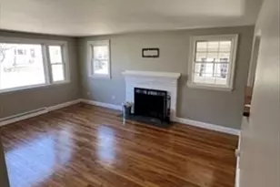 1 Berry St, Plainville, MA 02762 - Photo 7