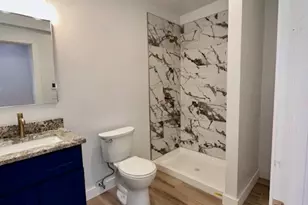 29 Catherine St, Boston, MA 02131 - Photo 19