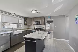 48 Wall St, Bridgewater, MA 02324 - Photo 15