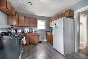 80 Lane St, Fall River, MA 02721 - Photo 3