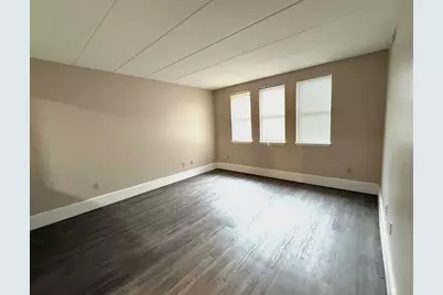 34 Sumner Ave #208, Springfield, MA 01108 - Photo 3