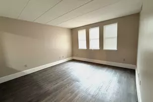 34 Sumner Ave, Springfield, MA 01108 - Photo 3