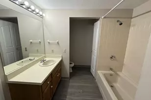 34 Sumner Ave, Springfield, MA 01108 - Photo 5