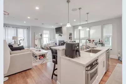 45 L Street #24, Boston, MA 02127 - Photo 9