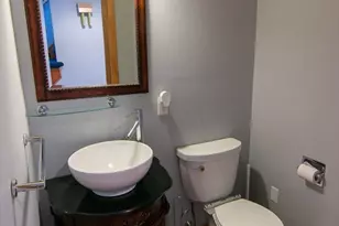 87 Auburn St, Saugus, MA 01906 - Photo 23