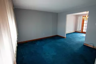 87 Auburn St, Saugus, MA 01906 - Photo 11