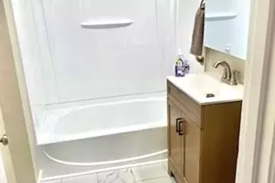 385 Pleasant, Worcester, MA 01609 - Photo 3