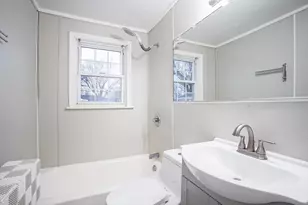 441 Cold Spring Ave, West Springfield, MA 01089 - Photo 9