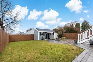 24 Potter St, Dartmouth, MA 02748 - Photo 39