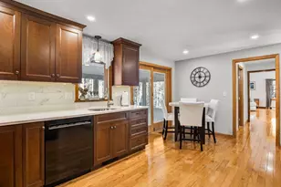 4 Michaels Dr, Tyngsborough, MA 01879 - Photo 3