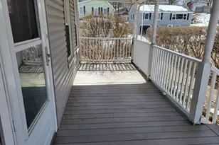 3 Hunnewell St, Melrose, MA 02176 - Photo 3