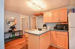3 Hunnewell St, Melrose, MA 02176 - Photo 27