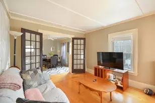 3 Hunnewell St, Melrose, MA 02176 - Photo 21