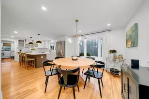 17 Wakefield St, Reading, MA 01867 - Photo 5