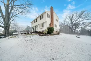 17 Wakefield St, Reading, MA 01867 - Photo 29