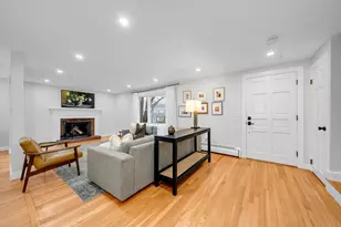 17 Wakefield St, Reading, MA 01867 - Photo 23