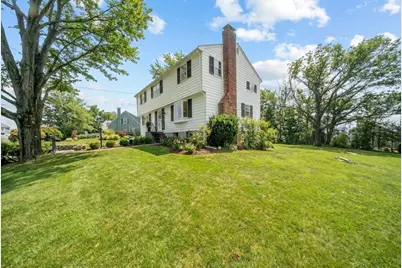 17 Wakefield St, Reading, MA 01867 - Photo 37