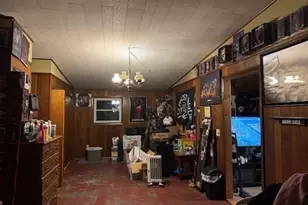 25 Belmont St, Southbridge, MA 01550 - Photo 11