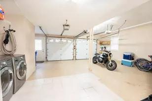 15 Downer Ct, Boston, MA 02122 - Photo 17