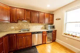15 Downer Ct, Boston, MA 02122 - Photo 5