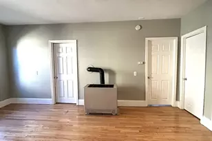 62 Pitman St, Fall River, MA 02723 - Photo 5