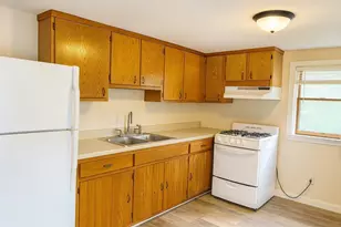 1042 Sassaquin Ave, New Bedford, MA 02745 - Photo 9