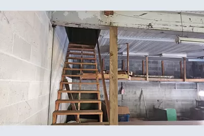 69 Ware Rd, Warren, MA 01092 - Photo 11