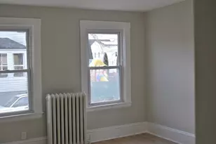 105 Sycamore St, New Bedford, MA 02740 - Photo 9