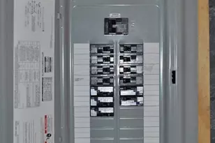 105 Sycamore St, New Bedford, MA 02740 - Photo 15