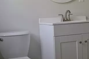 105 Sycamore St, New Bedford, MA 02740 - Photo 5