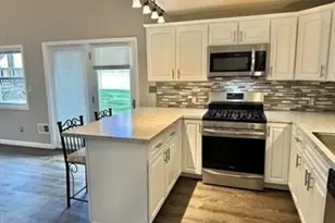 224 Walnut St, Agawam, MA 01001 - Photo 1