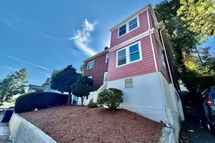 62 Algonquin Rd, Newton, MA 02467 - Photo 1