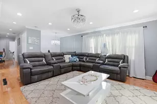 17 Cunniff Ave, Milford, MA 01757 - Photo 11