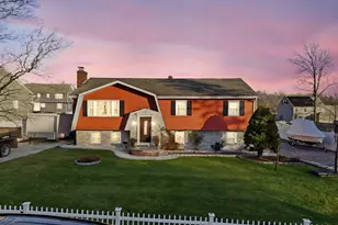 17 Cunniff Ave, Milford, MA 01757 - Photo 19