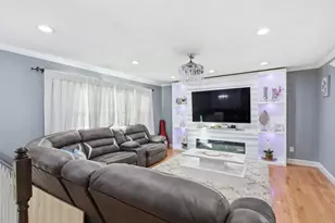 17 Cunniff Ave, Milford, MA 01757 - Photo 13