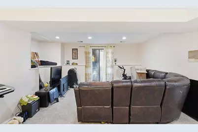 17 Cunniff Ave, Milford, MA 01757 - Photo 37