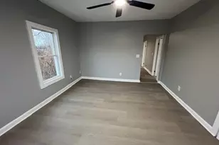 18 Beach St, Fairhaven, MA 02719 - Photo 3