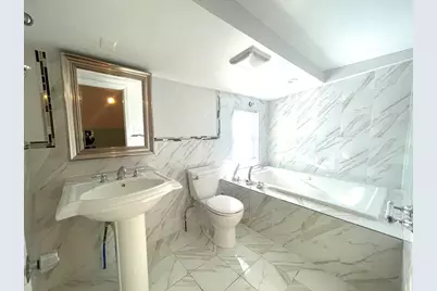 76 Cloverdale Rd #76, Newton, MA 02461 - Photo 9