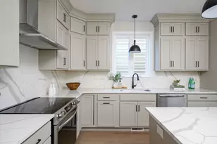 22 Howland Trail, Hanson, MA 02341 - Photo 7