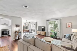 22 Concord Greene, Concord, MA 01742 - Photo 3