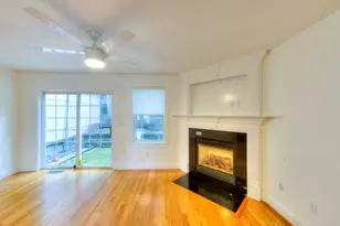 38 Johnson St, Worcester, MA 01604 - Photo 3