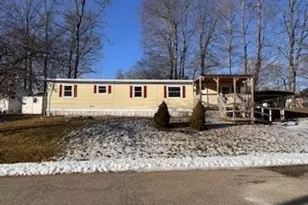 3 Heritage Dr, Warren, MA 01083 - Photo 3