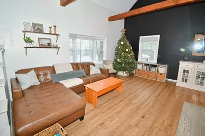 24 1st St, Amesbury, MA 01913 - Photo 9