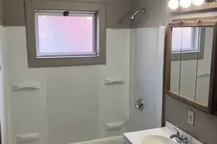 61-63 Dexter St, Springfield, MA 01105 - Photo 9