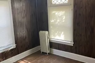 61-63 Dexter St, Springfield, MA 01105 - Photo 7