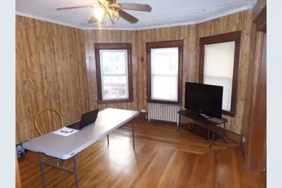 61-63 Dexter St #2, Springfield, MA 01105 - Photo 3